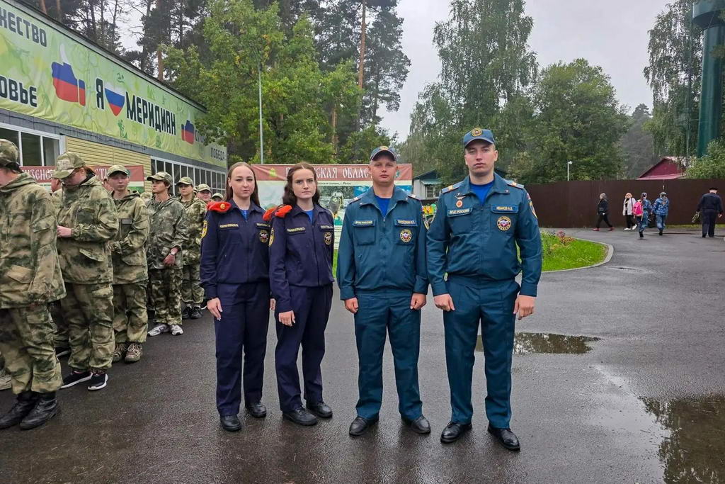 Студентки Пензенского казачьего института технологий выступили за сборную ГУ МЧС на областном турнире по дартсу Студентки Пензенского казачьего института технологий выступили за сборную ГУ МЧС на областном турнире по дартсу