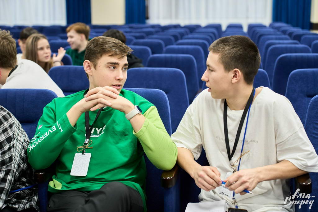 Студент ПКИТ принял участие во Всероссийском форуме органов студенческого самоуправления Студент ПКИТ принял участие во Всероссийском форуме органов студенческого самоуправления