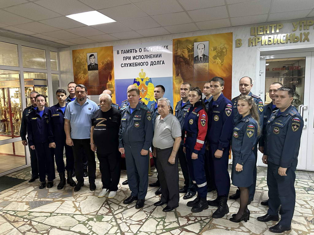 25 апреля студенты кафедры “Пожарная безопасность” почтили память сотрудников, погибших при исполнении. 25 апреля студенты кафедры “Пожарная безопасность” почтили память сотрудников, погибших при исполнении.