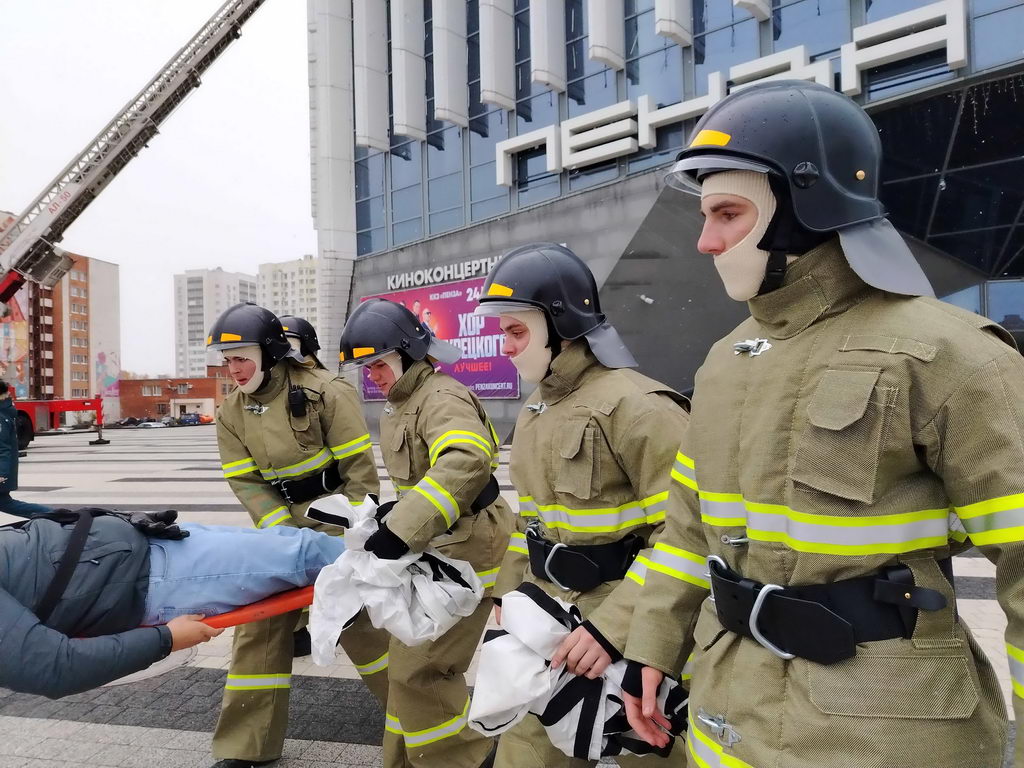 Студенты-пожарные приняли участие в учениях на Киноконцертный зал “Пенза”