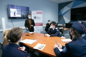 Работа по реализации проектов социальных инициатив студентов казаков-института