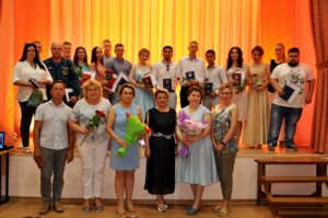 Выпускники получили дипломы