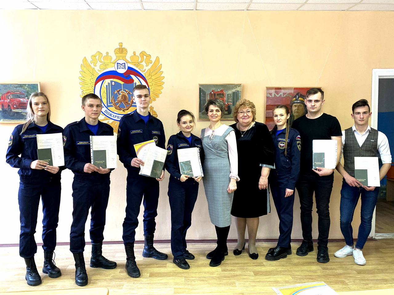 Награждение студентов грамотами МЧС России