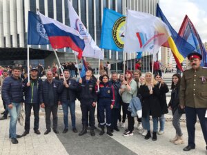 В Пензе прошел митинг-концерт «Своих не бросаем!»
