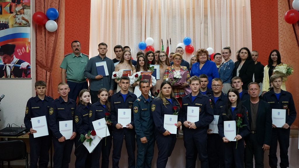 Выпускники Пензенского казачьего института технологий  получили дипломы