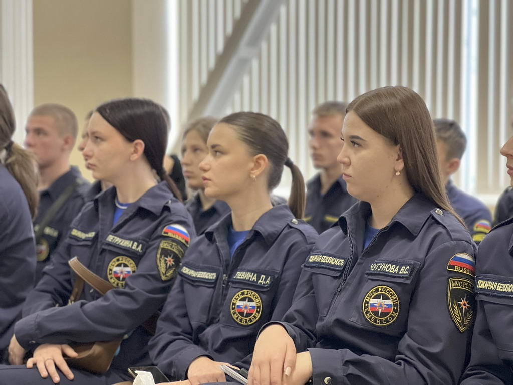 В Пензенском казачьем институте технологий почтили память иконы Божией Матери «Неопалимая Купина